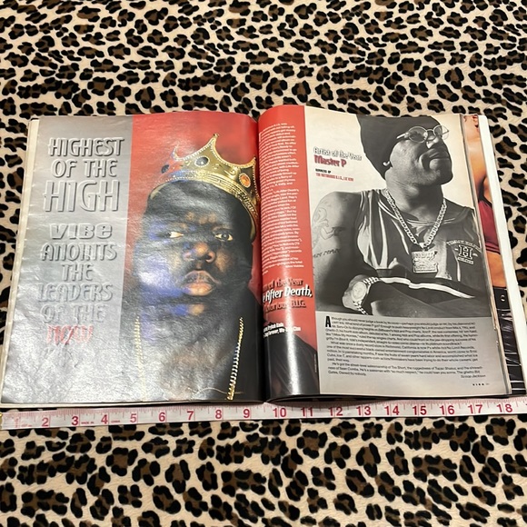 1998 VIBE Magazine RAP REIGNS SUPREME 👑 February Issue Hip Hop Rare Archive 90s - Picture 9 of 17
